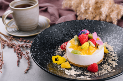 Cheesecake cu fructe de sezon